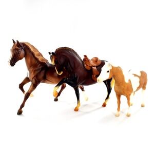 Breyer Horses Lot Of 3 #918 Promenade, Traditional Series, Misty of Chincoteague